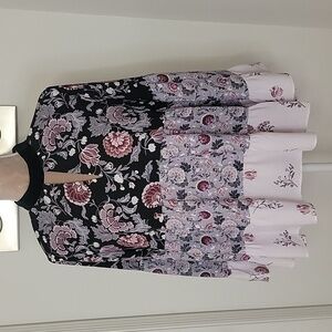 Loft, Size M, Tiered Floral Blouse, Velvet Choker Collar, Excellent Condition!